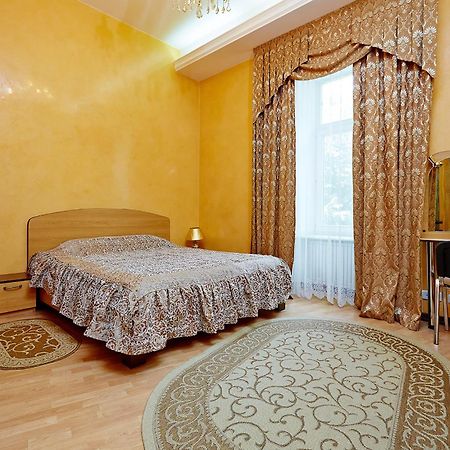 Apartment Deribasovskaya With Jacuzzi أوديسا المظهر الخارجي الصورة