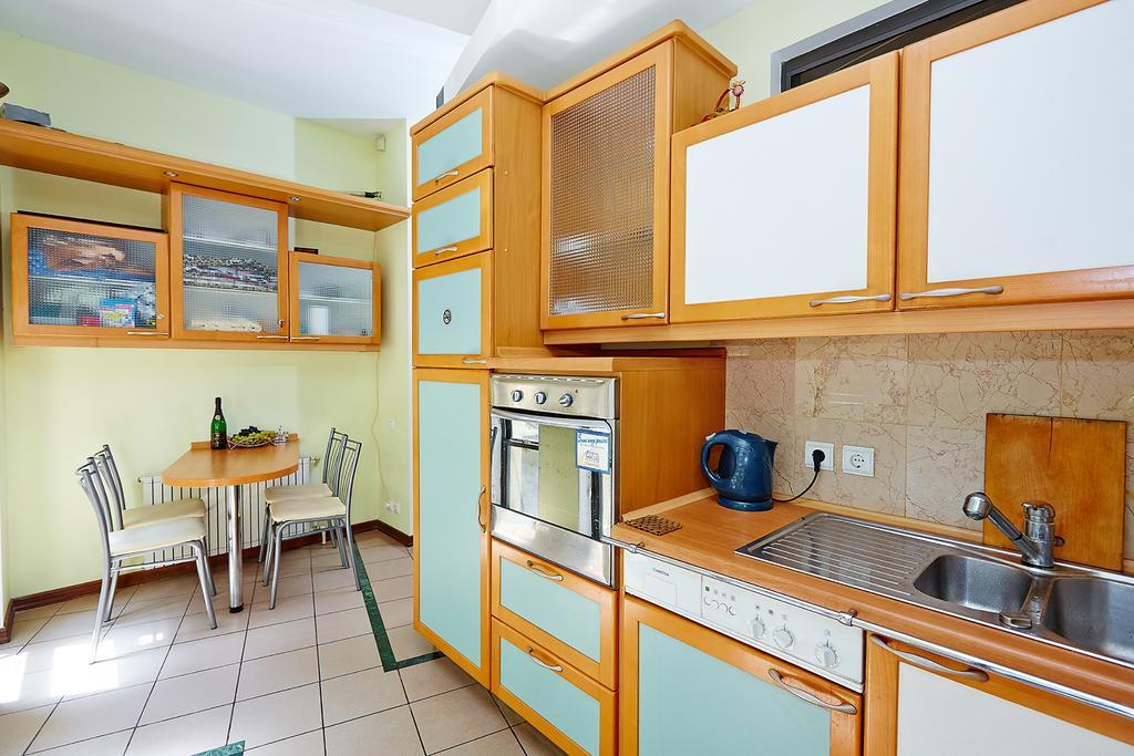 Apartment Deribasovskaya With Jacuzzi أوديسا المظهر الخارجي الصورة