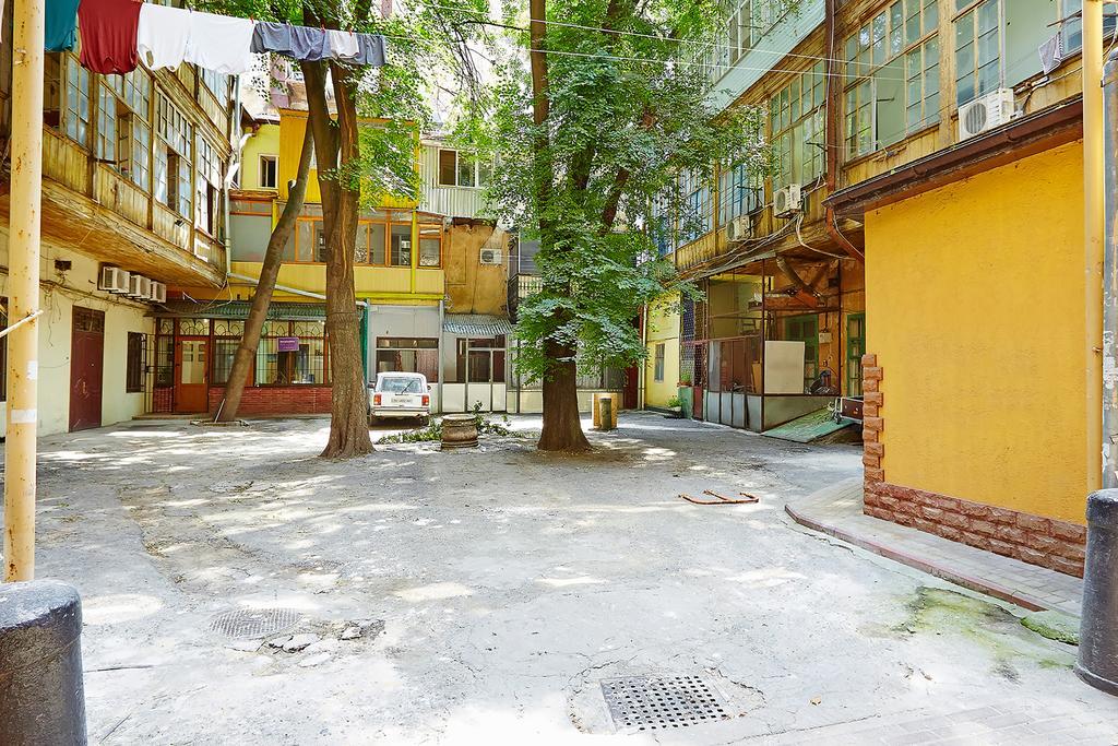 Apartment Deribasovskaya With Jacuzzi أوديسا المظهر الخارجي الصورة